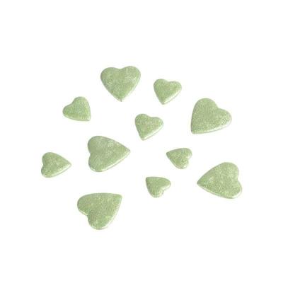 Petit coeur vert sauge métallique (50grs) 1.5/2cm REF/02003 (Décoration de table à parsemer mariage)
