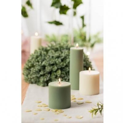 13294 decoration bougie pilier cannelee vert sauge