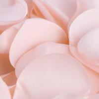 13913 decoration petale de rose rose pastel tissu satin