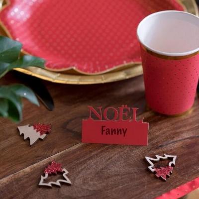 7495 decoration de table sapin bois naturel et rouge paillete