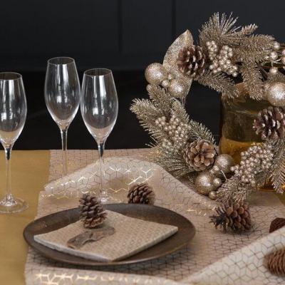 7757 decoration couronne noel paillete dore or avec aspect naturel