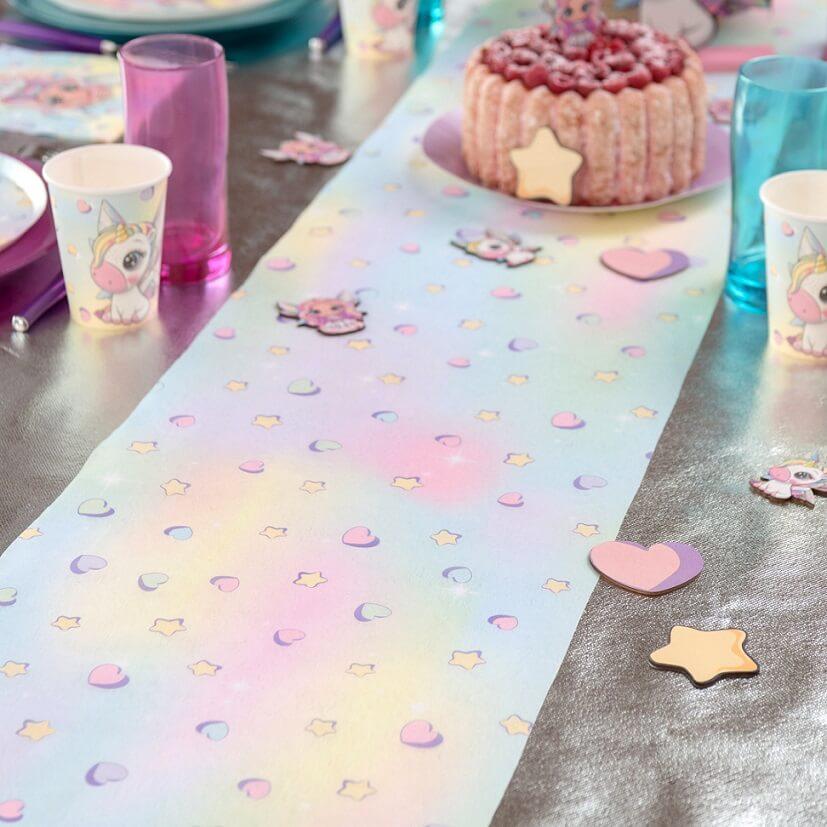 Idées de décoration de table multicolore pour un anniversaire