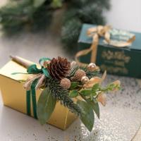 8735 decoration florale piquet noel