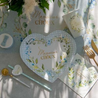 Assiette coeur baby shower bleu ciel fleurs decoratives