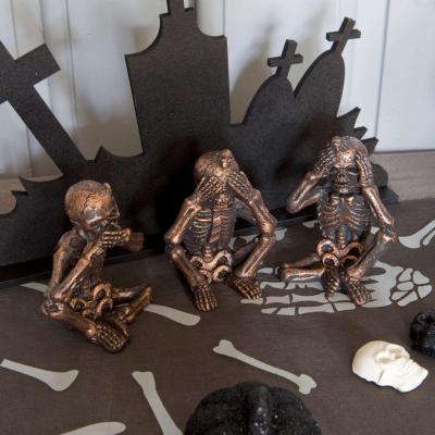 Squelettes en résine cuivré (x3) 7.5 x 5.5 x 4 cm REF/DEK1096 (Décoration fête Halloween)