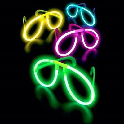 EKKONG Bracelet LED, 14 Pièces Bracelets Lumineux Peut Etre Réutilisé Bracelet  Phosphorescent Acrylique pour Concerts, Fêtes, Festivals, Halloween, Bars :  : Jeux et Jouets