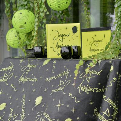 Nappe anniversaire verte et noire